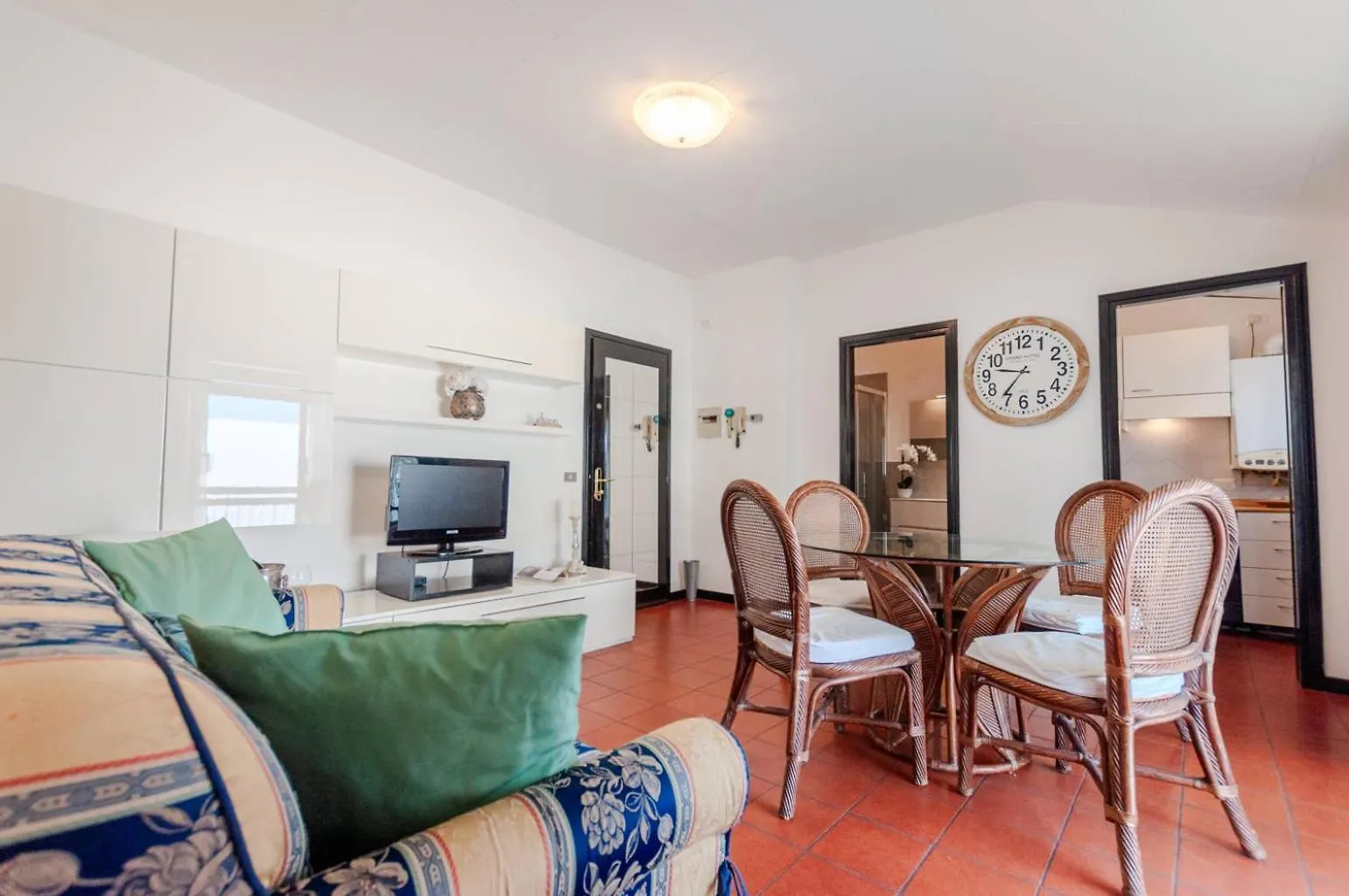 דסנזאנו דל גארדה Dalia Apartment דסנזאנו דל גארדה