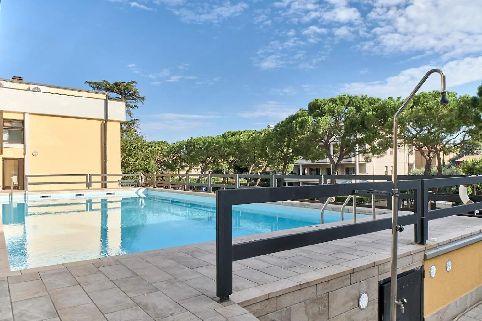 Dalia Apartment Desenzano del Garda Italy